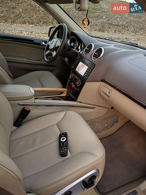 Внедорожник / Кроссовер Mercedes-Benz GL-Class 2012 в Тернополе фото 14 Внедорожник / Кроссовер Mercedes-Benz GL-Class 2012 в Тернополе