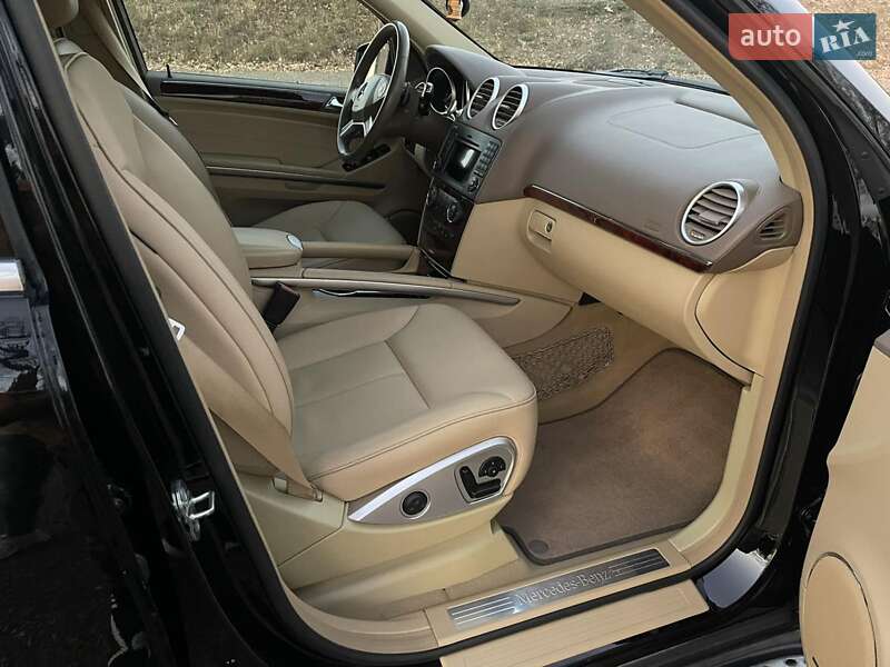 Внедорожник / Кроссовер Mercedes-Benz GL-Class 2012 в Тернополе фото 38 Внедорожник / Кроссовер Mercedes-Benz GL-Class 2012 в Тернополе