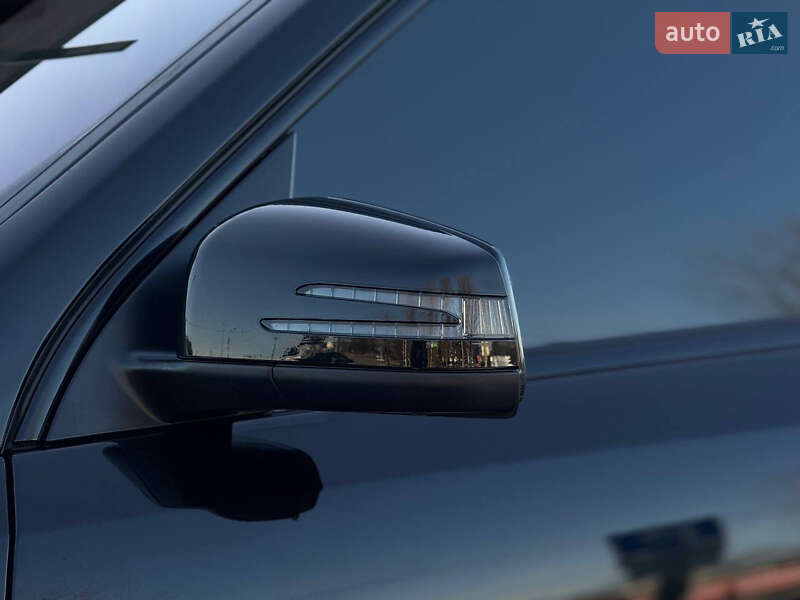 Позашляховик / Кросовер Mercedes-Benz GL-Class 2015 в Києві