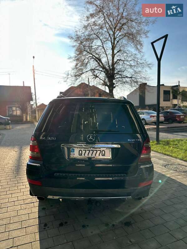 Внедорожник / Кроссовер Mercedes-Benz GL-Class 2008 в Ивано-Франковске фото 9 Внедорожник / Кроссовер Mercedes-Benz GL-Class 2008 в Ивано-Франковске