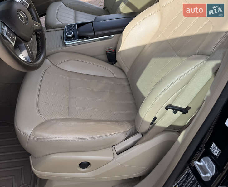Внедорожник / Кроссовер Mercedes-Benz GL-Class 2013 в Ивано-Франковске фото 12 Внедорожник / Кроссовер Mercedes-Benz GL-Class 2013 в Ивано-Франковске