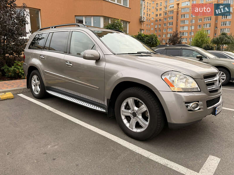 Внедорожник / Кроссовер Mercedes-Benz GL-Class 2008 в Киеве