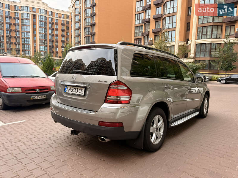 Внедорожник / Кроссовер Mercedes-Benz GL-Class 2008 в Киеве