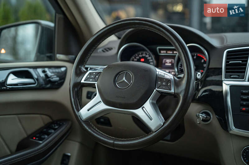 Внедорожник / Кроссовер Mercedes-Benz GL-Class 2013 в Черновцах фото 24 Внедорожник / Кроссовер Mercedes-Benz GL-Class 2013 в Черновцах