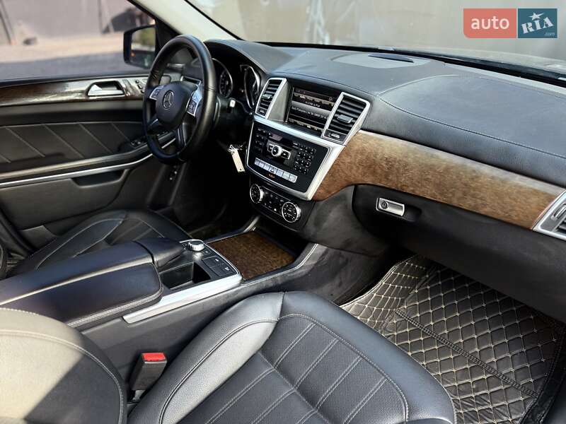 Внедорожник / Кроссовер Mercedes-Benz GL-Class 2013 в Львове фото 56 Внедорожник / Кроссовер Mercedes-Benz GL-Class 2013 в Львове
