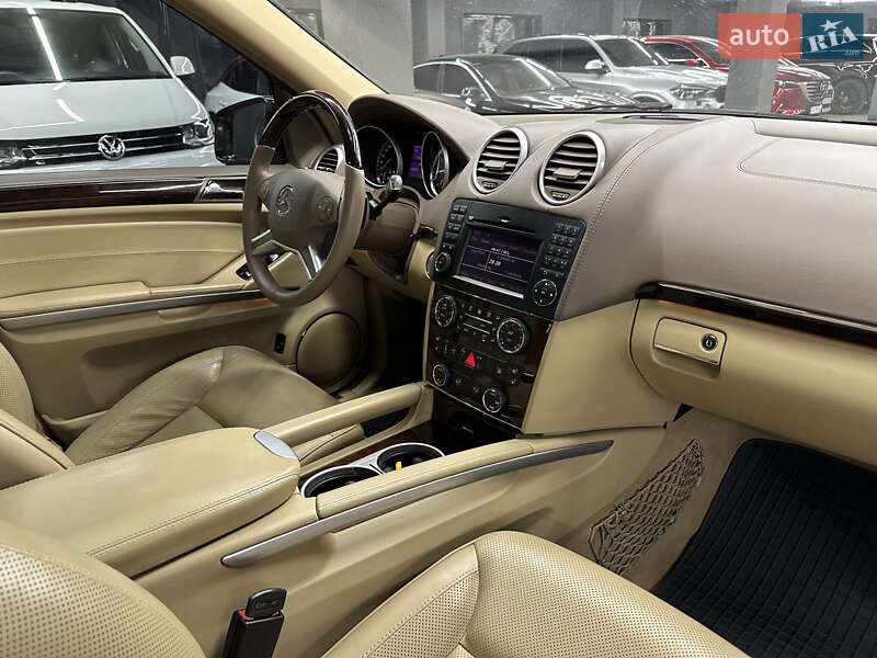 Внедорожник / Кроссовер Mercedes-Benz GL-Class 2010 в Харькове