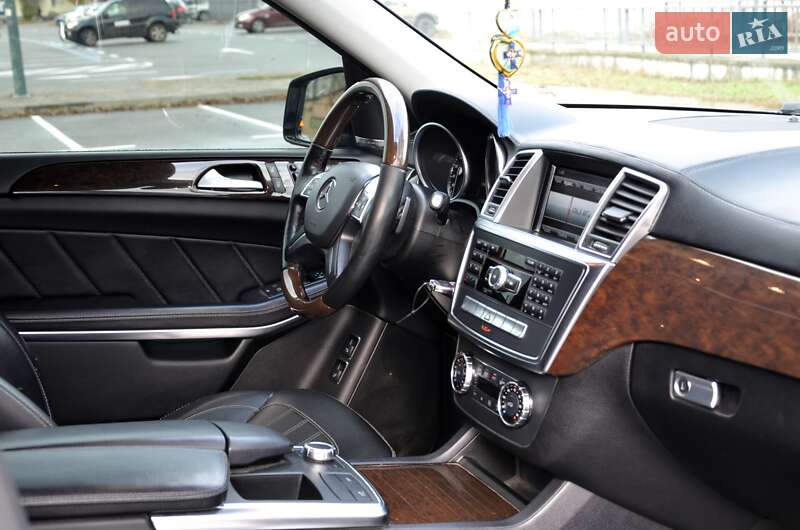 Позашляховик / Кросовер Mercedes-Benz GL-Class 2013 в Києві