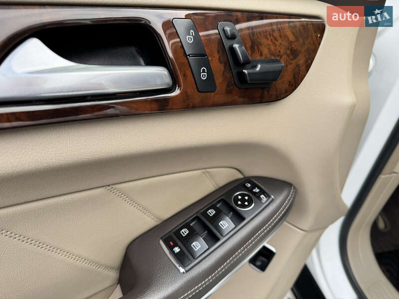 Позашляховик / Кросовер Mercedes-Benz GL-Class 2013 в Вінниці фото 34 Позашляховик / Кросовер Mercedes-Benz GL-Class 2013 в Вінниці