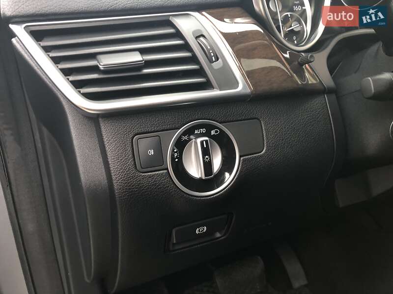 Позашляховик / Кросовер Mercedes-Benz GL-Class 2014 в Кривому Розі фото 85 Позашляховик / Кросовер Mercedes-Benz GL-Class 2014 в Кривому Розі