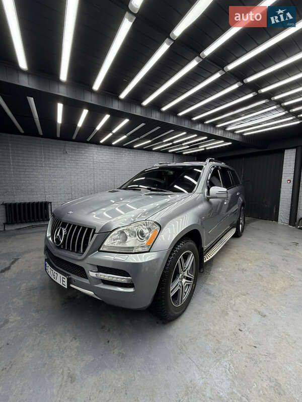 Позашляховик / Кросовер Mercedes-Benz GL-Class 2011 в Львові