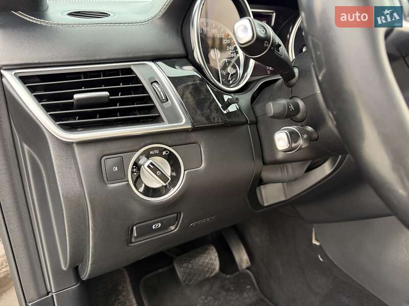 Позашляховик / Кросовер Mercedes-Benz GL-Class 2013 в Звягелі фото 20 Позашляховик / Кросовер Mercedes-Benz GL-Class 2013 в Звягелі