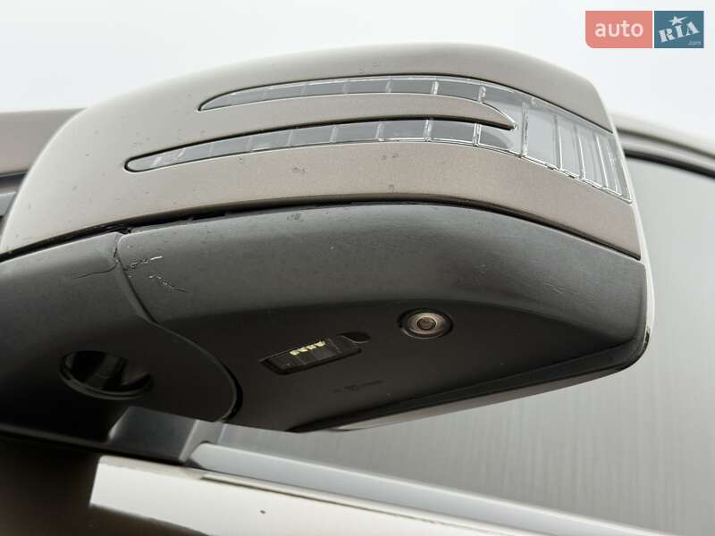 Позашляховик / Кросовер Mercedes-Benz GL-Class 2013 в Звягелі фото 36 Позашляховик / Кросовер Mercedes-Benz GL-Class 2013 в Звягелі