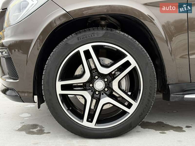 Позашляховик / Кросовер Mercedes-Benz GL-Class 2013 в Звягелі фото 39 Позашляховик / Кросовер Mercedes-Benz GL-Class 2013 в Звягелі