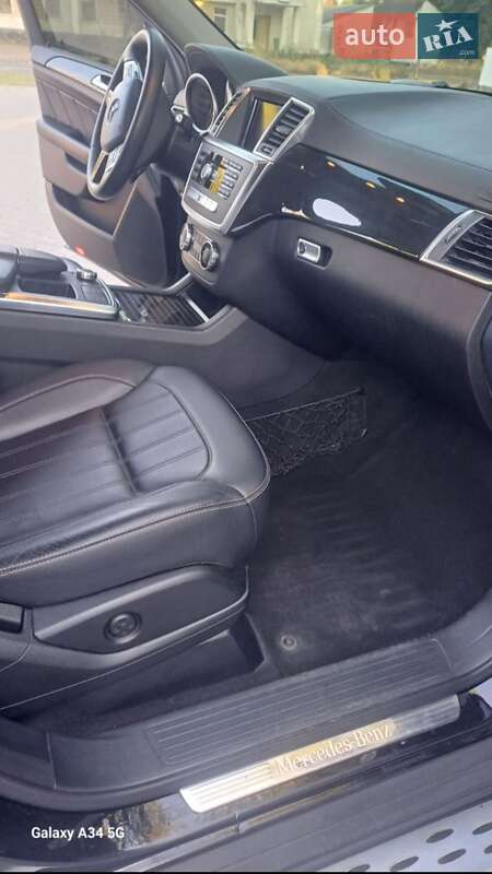 Позашляховик / Кросовер Mercedes-Benz GL-Class 2015 в Чернівцях