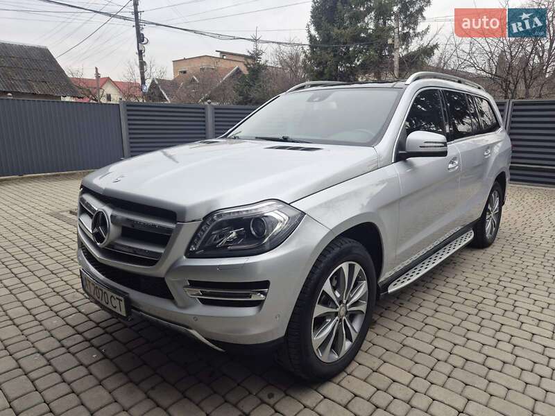 Внедорожник / Кроссовер Mercedes-Benz GL-Class 2015 в Коломые фото 2 Внедорожник / Кроссовер Mercedes-Benz GL-Class 2015 в Коломые
