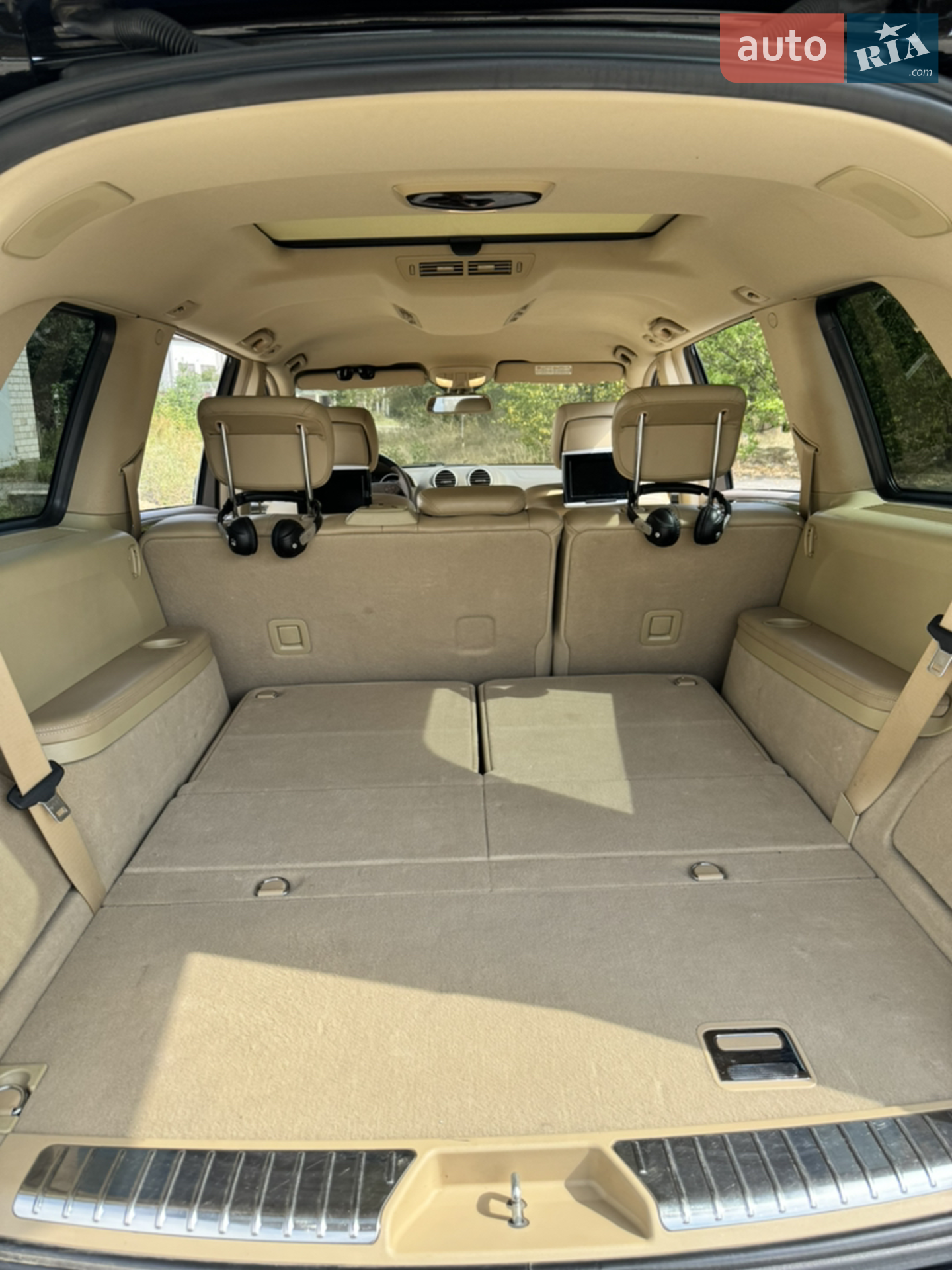 Mercedes-Benz GL-Class 2011 VIN WDC1648861A728964 фото оголошення 32 з 46