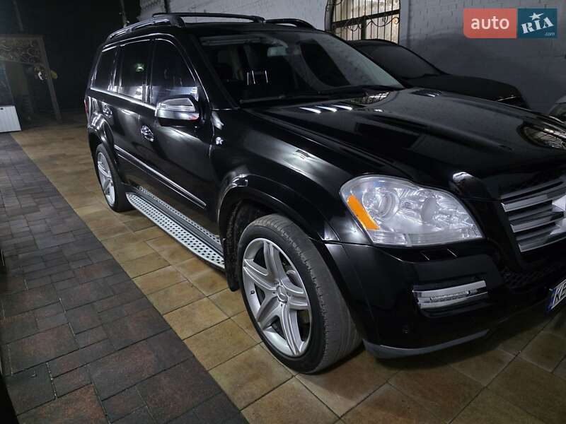 Позашляховик / Кросовер Mercedes-Benz GL-Class 2010 в Дніпрі