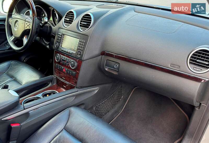 Внедорожник / Кроссовер Mercedes-Benz GL-Class 2008 в Киеве фото 35 Внедорожник / Кроссовер Mercedes-Benz GL-Class 2008 в Киеве