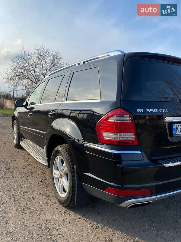 Внедорожник / Кроссовер Mercedes-Benz GL-Class 2011 в Соленом