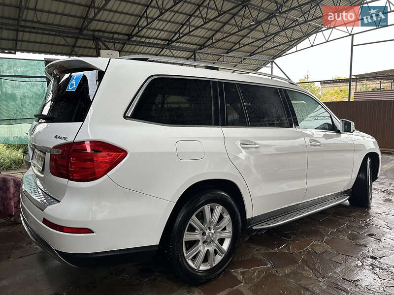 Позашляховик / Кросовер Mercedes-Benz GL-Class 2014 в Києві
