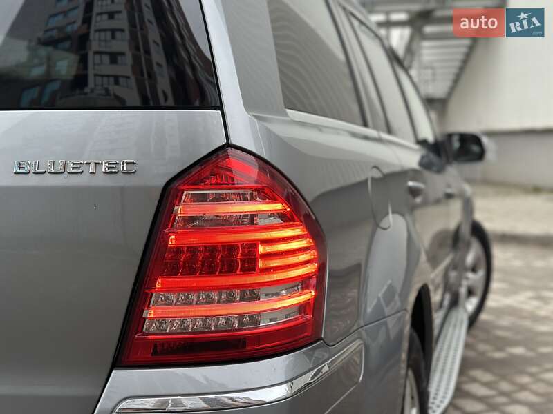 Внедорожник / Кроссовер Mercedes-Benz GL-Class 2010 в Львове фото 11 Внедорожник / Кроссовер Mercedes-Benz GL-Class 2010 в Львове