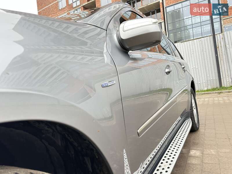 Внедорожник / Кроссовер Mercedes-Benz GL-Class 2010 в Львове фото 17 Внедорожник / Кроссовер Mercedes-Benz GL-Class 2010 в Львове
