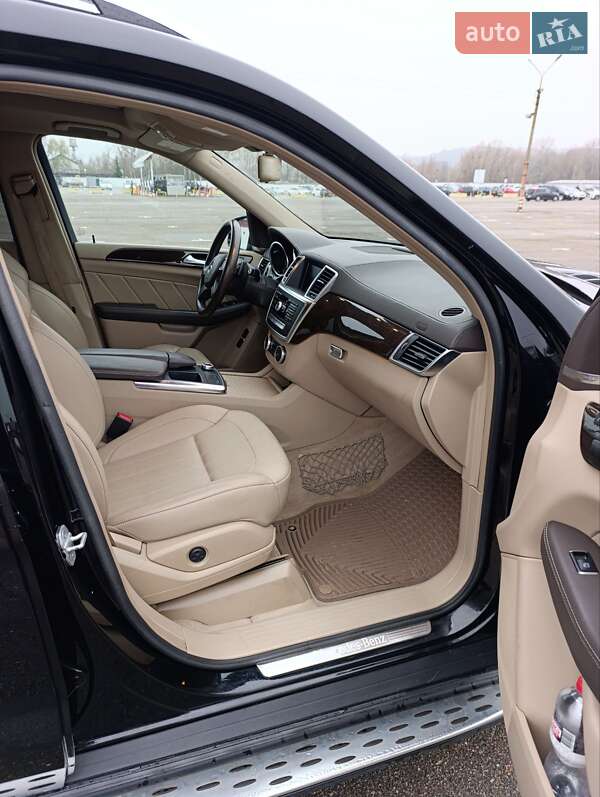 Позашляховик / Кросовер Mercedes-Benz GL-Class 2014 в Києві