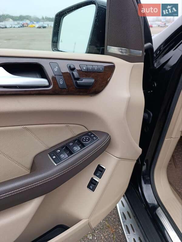 Позашляховик / Кросовер Mercedes-Benz GL-Class 2014 в Києві