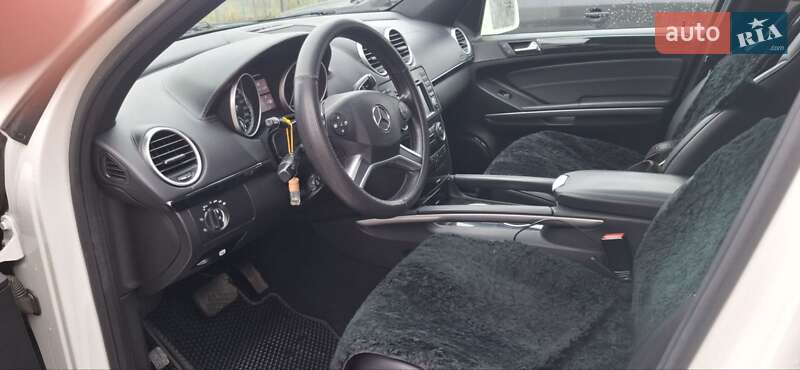 Внедорожник / Кроссовер Mercedes-Benz GL-Class 2011 в Ивано-Франковске фото 43 Внедорожник / Кроссовер Mercedes-Benz GL-Class 2011 в Ивано-Франковске