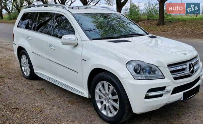 Внедорожник / Кроссовер Mercedes-Benz GL-Class 2009 в Киеве