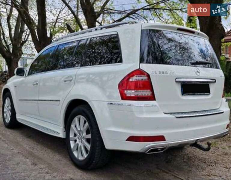 Внедорожник / Кроссовер Mercedes-Benz GL-Class 2009 в Киеве