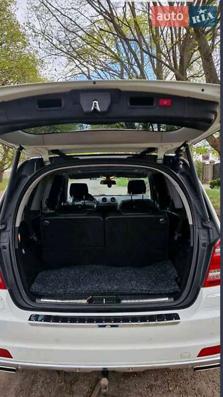 Внедорожник / Кроссовер Mercedes-Benz GL-Class 2009 в Киеве