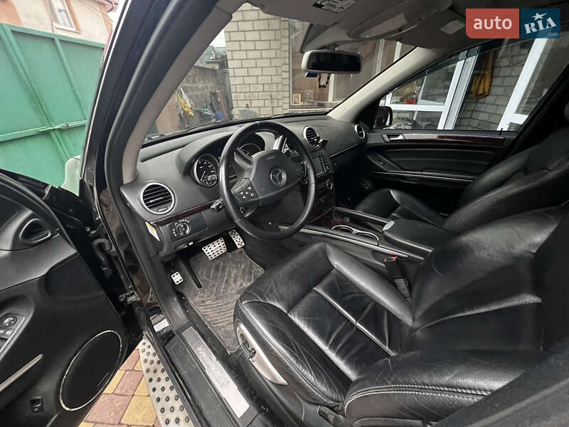 Внедорожник / Кроссовер Mercedes-Benz GL-Class 2008 в Черноморске фото 9 Внедорожник / Кроссовер Mercedes-Benz GL-Class 2008 в Черноморске