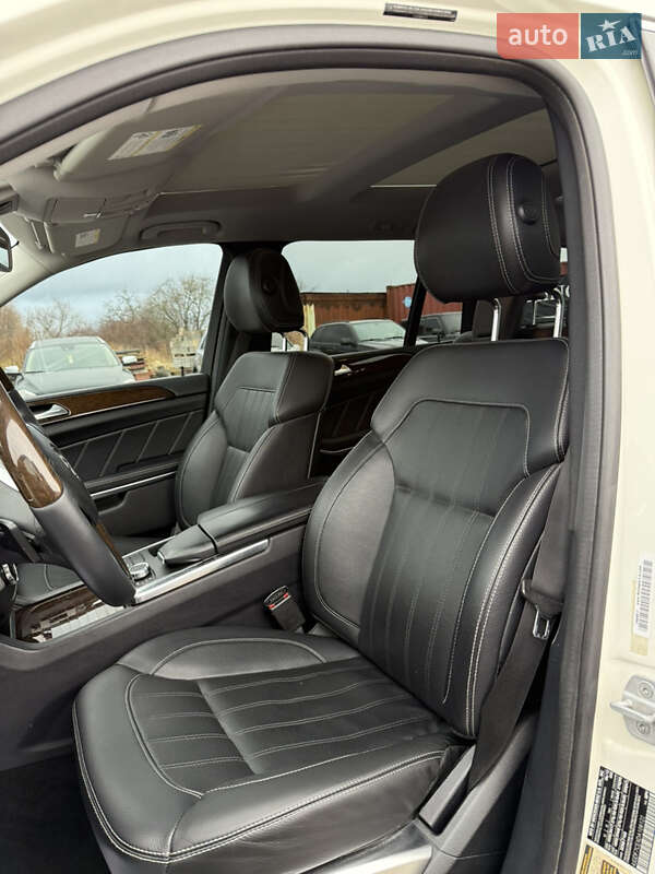 Внедорожник / Кроссовер Mercedes-Benz GL-Class 2012 в Ровно фото 40 Внедорожник / Кроссовер Mercedes-Benz GL-Class 2012 в Ровно