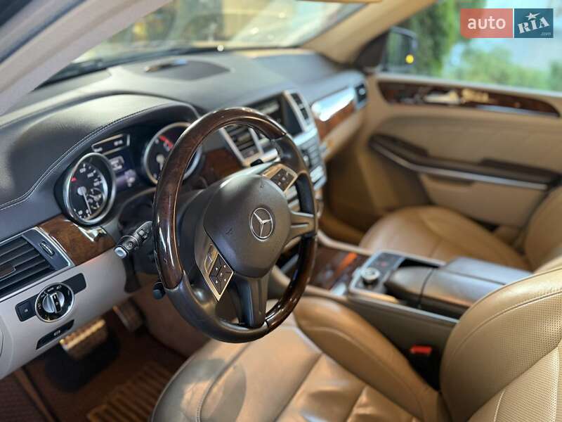 Внедорожник / Кроссовер Mercedes-Benz GL-Class 2013 в Киеве