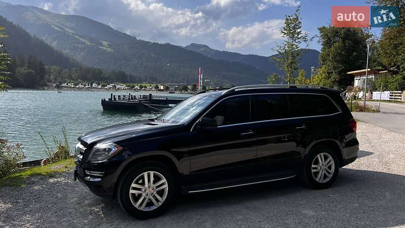 Mercedes-Benz GL-Class 2013 Mercedes-Benz GL-Class 2013