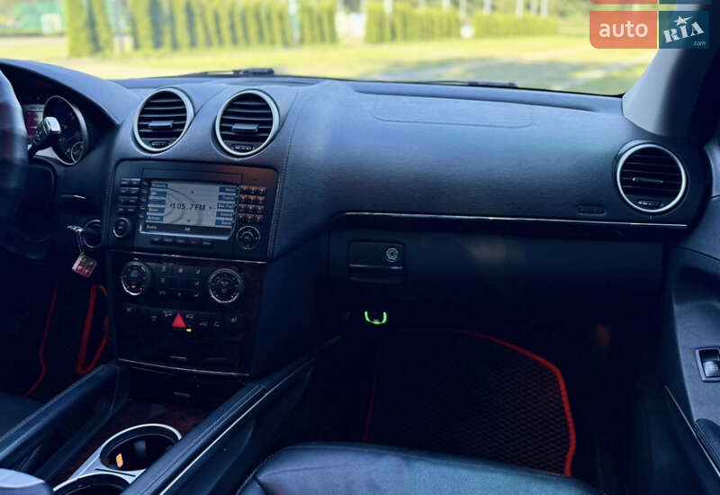 Внедорожник / Кроссовер Mercedes-Benz GL-Class 2007 в Изюме фото 11 Внедорожник / Кроссовер Mercedes-Benz GL-Class 2007 в Изюме