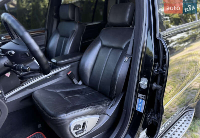 Внедорожник / Кроссовер Mercedes-Benz GL-Class 2007 в Изюме фото 16 Внедорожник / Кроссовер Mercedes-Benz GL-Class 2007 в Изюме