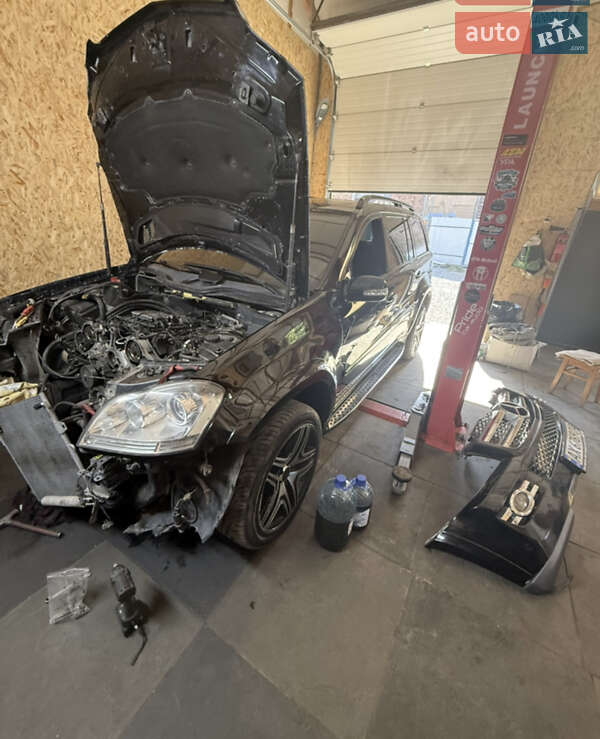 Внедорожник / Кроссовер Mercedes-Benz GL-Class 2007 в Изюме фото 25 Внедорожник / Кроссовер Mercedes-Benz GL-Class 2007 в Изюме