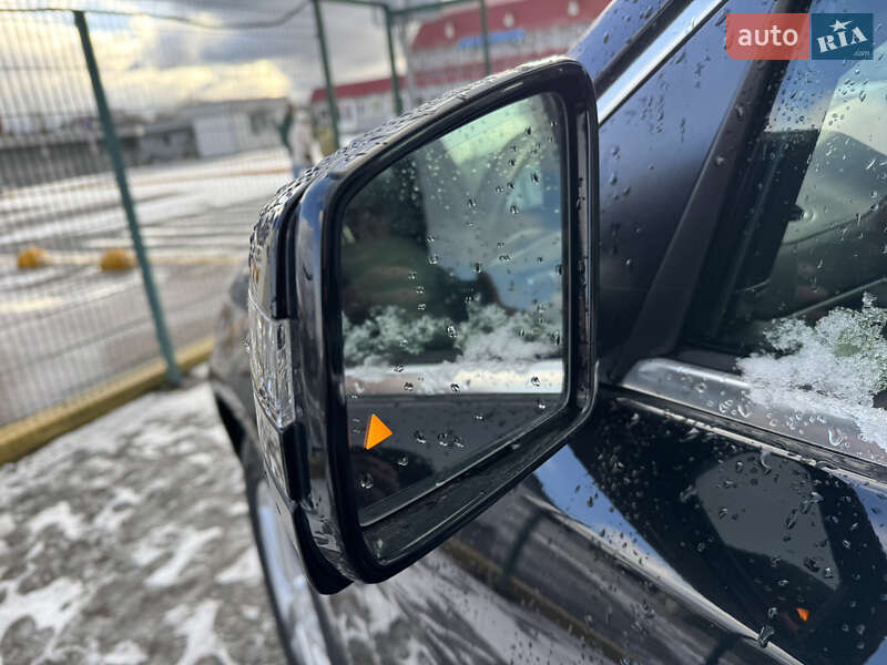 Позашляховик / Кросовер Mercedes-Benz GL-Class 2015 в Києві