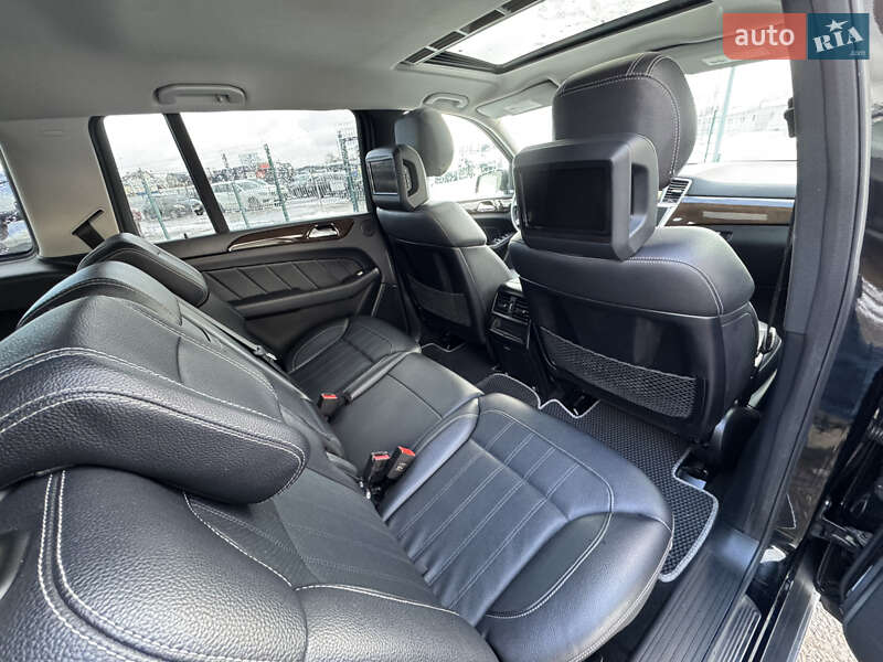 Позашляховик / Кросовер Mercedes-Benz GL-Class 2015 в Києві