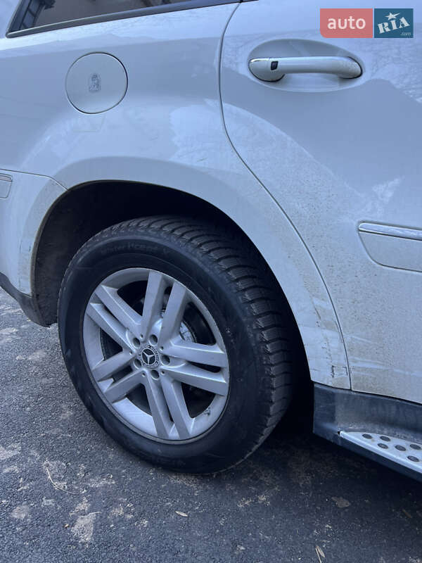 Позашляховик / Кросовер Mercedes-Benz GL-Class 2010 в Одесі