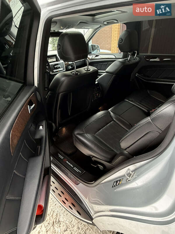 Позашляховик / Кросовер Mercedes-Benz GL-Class 2012 в Києві