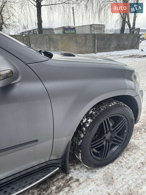 Внедорожник / Кроссовер Mercedes-Benz GL-Class 2006 в Чернигове