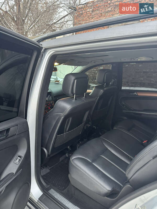 Внедорожник / Кроссовер Mercedes-Benz GL-Class 2006 в Чернигове