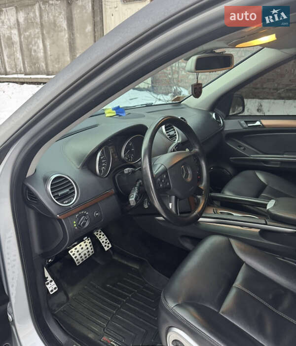 Внедорожник / Кроссовер Mercedes-Benz GL-Class 2006 в Прилуках