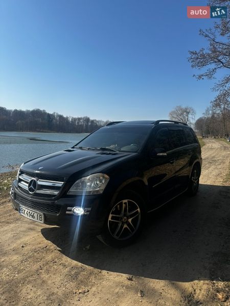 Mercedes-Benz GL-Class