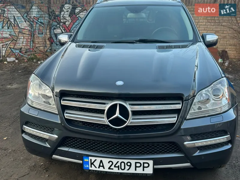 Mercedes-Benz GL-Class