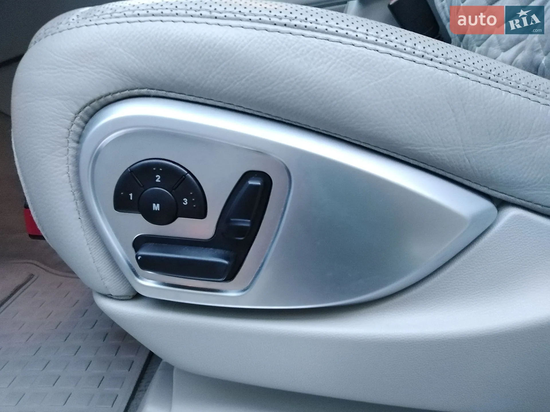 Mercedes-Benz GL-Class 2006 VIN WDC1648711A173505 фото оголошення 32 з 59