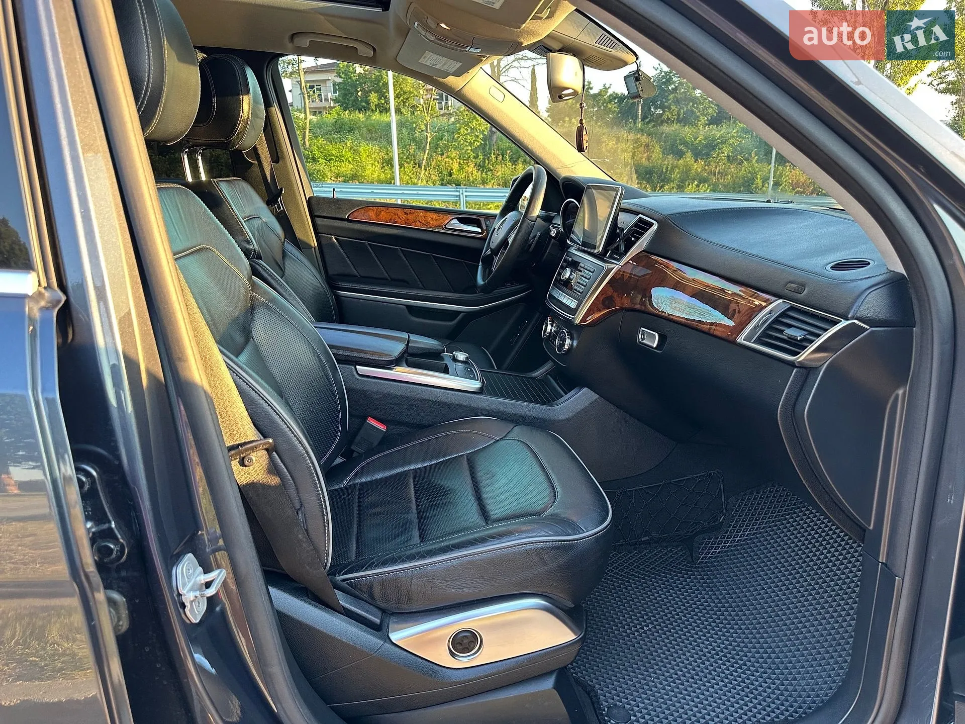 Mercedes-Benz GL-Class 2013 VIN 4JGDF2EE0DA188479 фото оголошення 29 з 30